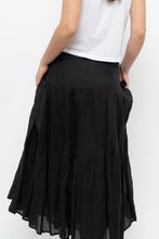 Load image into Gallery viewer, Vintage x DKNY Black Ramie, Cotton Pleated Maxi Skirt (L, XL)