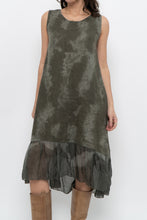 Load image into Gallery viewer, Vintage x Made in Italy x Green Tie-Dye Linen Midi Dress (XS-M)