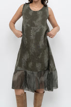Load image into Gallery viewer, Vintage x Made in Italy x Green Tie-Dye Linen Midi Dress (XS-M)