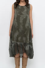 Load image into Gallery viewer, Vintage x Made in Italy x Green Tie-Dye Linen Midi Dress (XS-M)