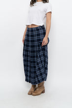 Load image into Gallery viewer, Vintage x Made in USA x Blue Plaid Wool Pleated Maxi Skirt (L)