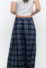 Load image into Gallery viewer, Vintage x Made in USA x Blue Plaid Wool Pleated Maxi Skirt (L)