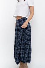 Load image into Gallery viewer, Vintage x Made in USA x Blue Plaid Wool Pleated Maxi Skirt (L)