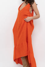 Load image into Gallery viewer, Vintage x Made in Italy x Orange Linen Maxi Dress (M, L)