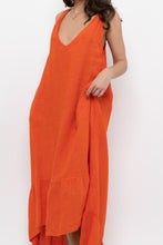 Load image into Gallery viewer, Vintage x Made in Italy x Orange Linen Maxi Dress (M, L)