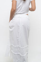 Load image into Gallery viewer, Vintage x White Cotton Embroidered Maxi Skirt (L)