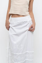 Load image into Gallery viewer, Vintage x White Cotton Embroidered Maxi Skirt (L)