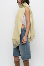 Load image into Gallery viewer, Vintage x Pale Green Pure Alpaca Scarf