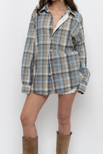 Load image into Gallery viewer, Vintage x TOMMY HILFIGER Baby Blue Plaid Cotton Buttonup (XS-L)