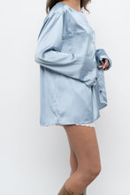 Load image into Gallery viewer, ANN TAYLOR x Blue Satin Blouse (S-L)