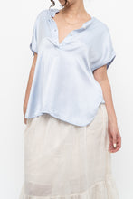 Load image into Gallery viewer, BANANA REPUBLIC x Baby Blue Silk Oversized Top (XS-M)