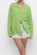 Load image into Gallery viewer, Vintage x Green Soft Silk Buttonup (XS-M)
