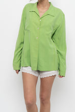 Load image into Gallery viewer, Vintage x Green Soft Silk Buttonup (XS-M)