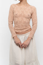 Load image into Gallery viewer, Vintage x Blush Pink Quarter-sleeve Lace Top (S, M)
