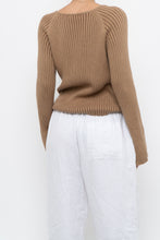 Load image into Gallery viewer, Vintage x Made in Hong Kong x Tan Ribbed Cotton-Blend Sweater (M, L)