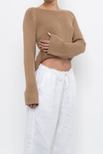 Load image into Gallery viewer, Vintage x Made in Hong Kong x Tan Ribbed Cotton-Blend Sweater (M, L)