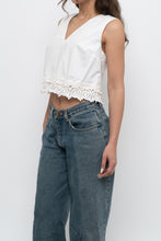 Load image into Gallery viewer, DEREK LAM CROSBY x Cream Cotton Crop (S)
