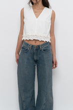 Load image into Gallery viewer, DEREK LAM CROSBY x Cream Cotton Crop (S)