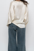 Load image into Gallery viewer, PEGGY JENNINGS x Cream Silk Flowy Blouse (M, L)