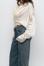 Load image into Gallery viewer, PEGGY JENNINGS x Cream Silk Flowy Blouse (M, L)