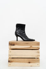 Load image into Gallery viewer, Vintage x SPRING Butter Leather Kitten Boots (6, 6.5)