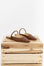 Load image into Gallery viewer, MICHAEL KORS x Tan Croc Leather Flats (7-8)