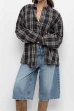 Load image into Gallery viewer, Vintage x WINDRIVER Dark Grey Cotton Plaid Buttonup (XS-L)