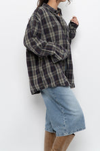 Load image into Gallery viewer, Vintage x WINDRIVER Dark Grey Cotton Plaid Buttonup (XS-L)