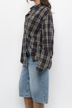 Load image into Gallery viewer, Vintage x WINDRIVER Dark Grey Cotton Plaid Buttonup (XS-L)