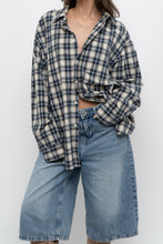 Load image into Gallery viewer, Vintage x Gap Navy Plaid Cotton Oversized Buttonup (XS-L)