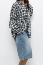 Load image into Gallery viewer, Vintage x Gap Navy Plaid Cotton Oversized Buttonup (XS-L)