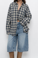 Load image into Gallery viewer, Vintage x Gap Navy Plaid Cotton Oversized Buttonup (XS-L)