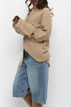 Load image into Gallery viewer, Vintage x Made in Hong Kong x GAP Beige, Orange Plaid Cotton Buttonup (S-L)