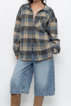 Load image into Gallery viewer, Vintage x TATTOO Blue Plaid Lightweight Flannel (XS-L)