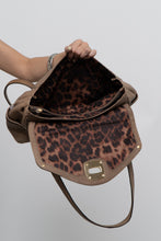 Load image into Gallery viewer, Vintage x B MAKOWSKY Beige Leather Purse