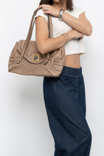 Load image into Gallery viewer, Vintage x B MAKOWSKY Beige Leather Purse