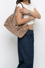 Load image into Gallery viewer, Vintage x B MAKOWSKY Beige Leather Purse