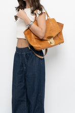 Load image into Gallery viewer, Vintage x Made in Spain x SUSHI Camel Leather Gold-Detailed Purse
