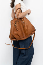 Load image into Gallery viewer, Vintage x PEPPER Camel Leather Pebble Oversize Purse