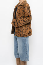 Load image into Gallery viewer, Vintage x Leopard Fleece (XS-M)