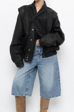 Load image into Gallery viewer, Vintage x Made in Canada x THE LEATHER RANCH Black Suede Croc Bomber (S-L)