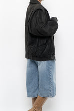 Load image into Gallery viewer, Vintage x Made in Canada x THE LEATHER RANCH Black Suede Croc Bomber (S-L)