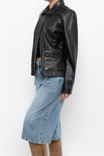 Load image into Gallery viewer, Vintage x ALFANI Black Leather Jacket (XS-M)