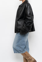 Load image into Gallery viewer, Vintage x ROUNDTREE &amp; YORK Black Heavy Leather Jacket (S-L)