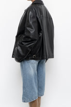 Load image into Gallery viewer, Vintage x ROUNDTREE &amp; YORK Black Heavy Leather Jacket (S-L)