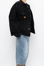 Load image into Gallery viewer, Vintage x Made in Hong Kong x HARD ROCK HOTEL Black Denim Jacket (S, M)