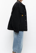Load image into Gallery viewer, Vintage x Made in Hong Kong x HARD ROCK HOTEL Black Denim Jacket (S, M)