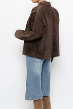 Load image into Gallery viewer, Vintage x MODERN ESSENTIALS Brown Suede Jacket (XS-M)