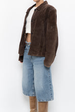 Load image into Gallery viewer, Vintage x MODERN ESSENTIALS Brown Suede Jacket (XS-M)