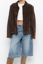 Load image into Gallery viewer, Vintage x MODERN ESSENTIALS Brown Suede Jacket (XS-M)